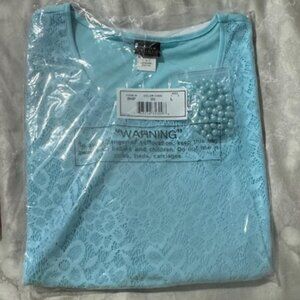 Vintage VTG Salon Studio Lace front blouse Blue with matching necklace.